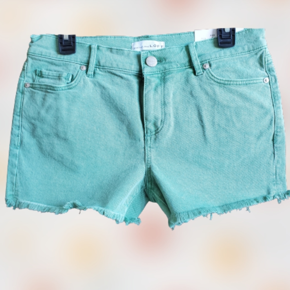 LOFT frayed hem mid rise denim shorts, 32", green - Picture 2 of 8